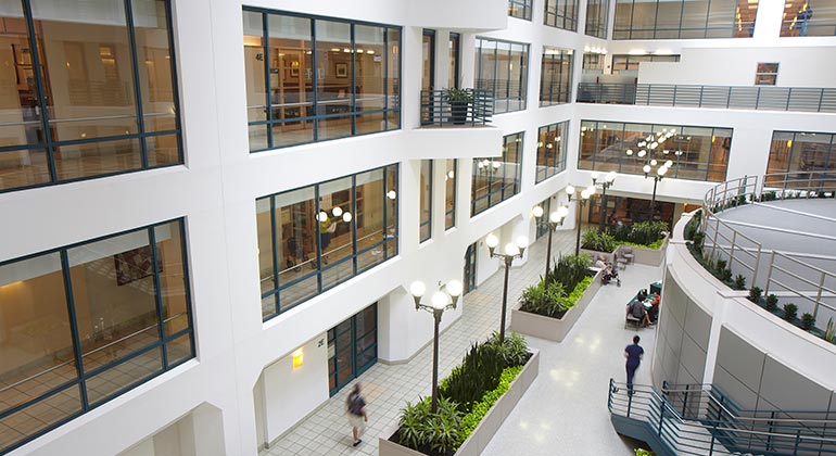 Mount Sinai Union Square interior